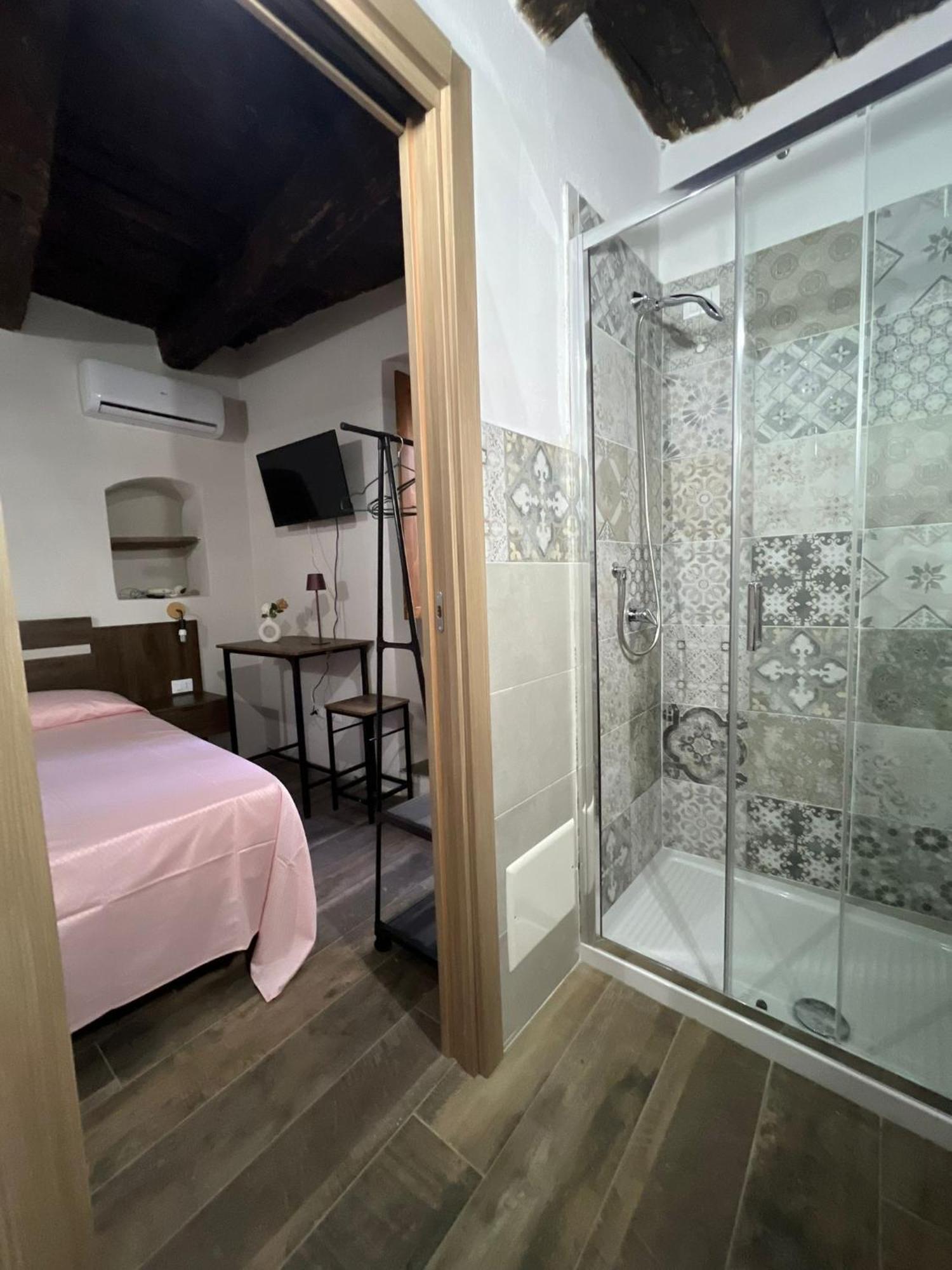 Casa Vacanza Medieval Badolato Marina Екстериор снимка